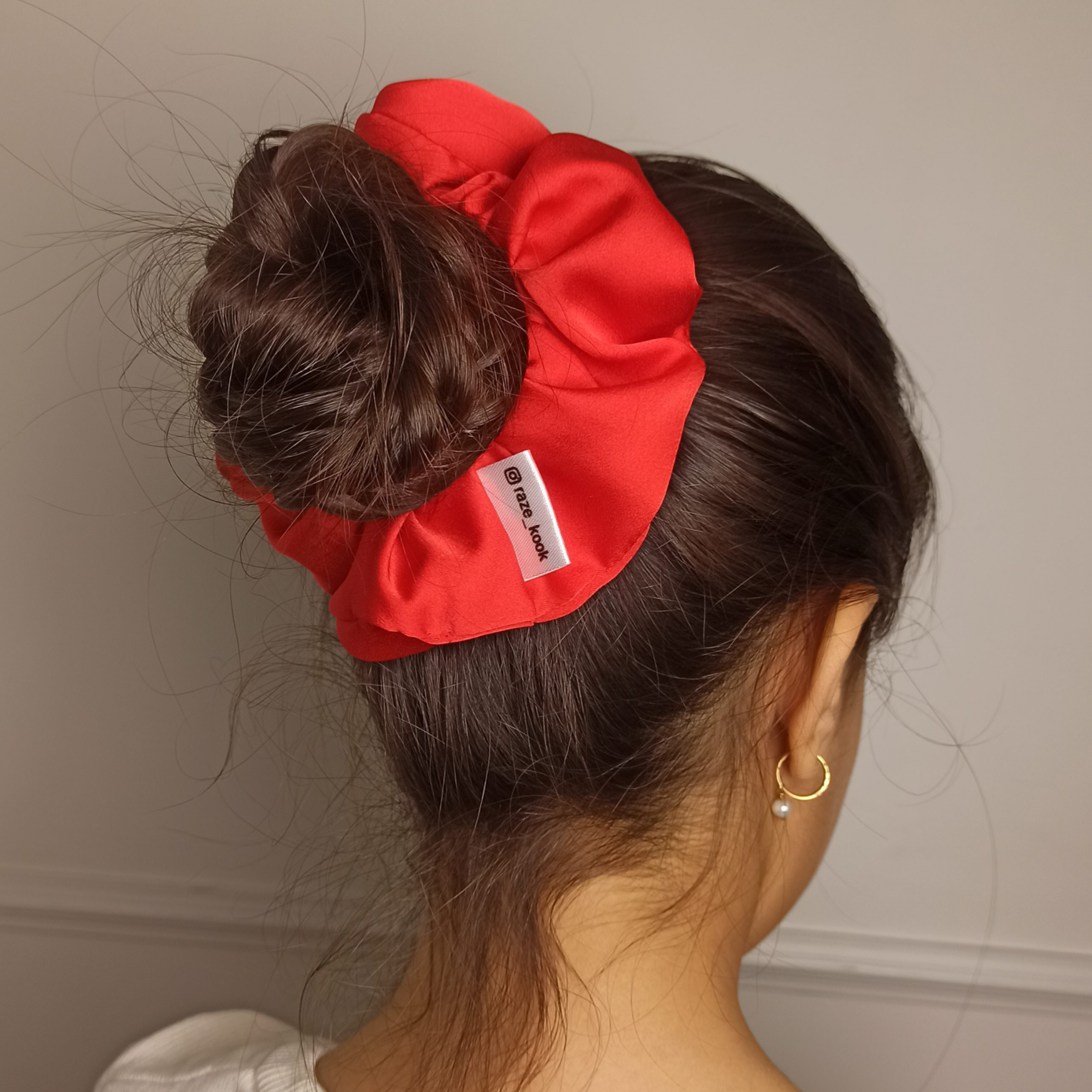 اسکرانچی مدیوم ابریشم  لاین economy class رازکوک‌